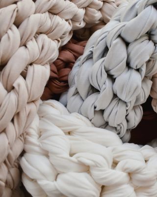 🇨🇿 Na co jsme v Restfully obzvlášť hrdí?⁠ ⁠ Naše deky vyrábíme ručně v Česku z jemné, 100% přírodní bavlny s certifikátem...